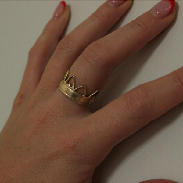 QUEEN OF HEARTS Ring Gold